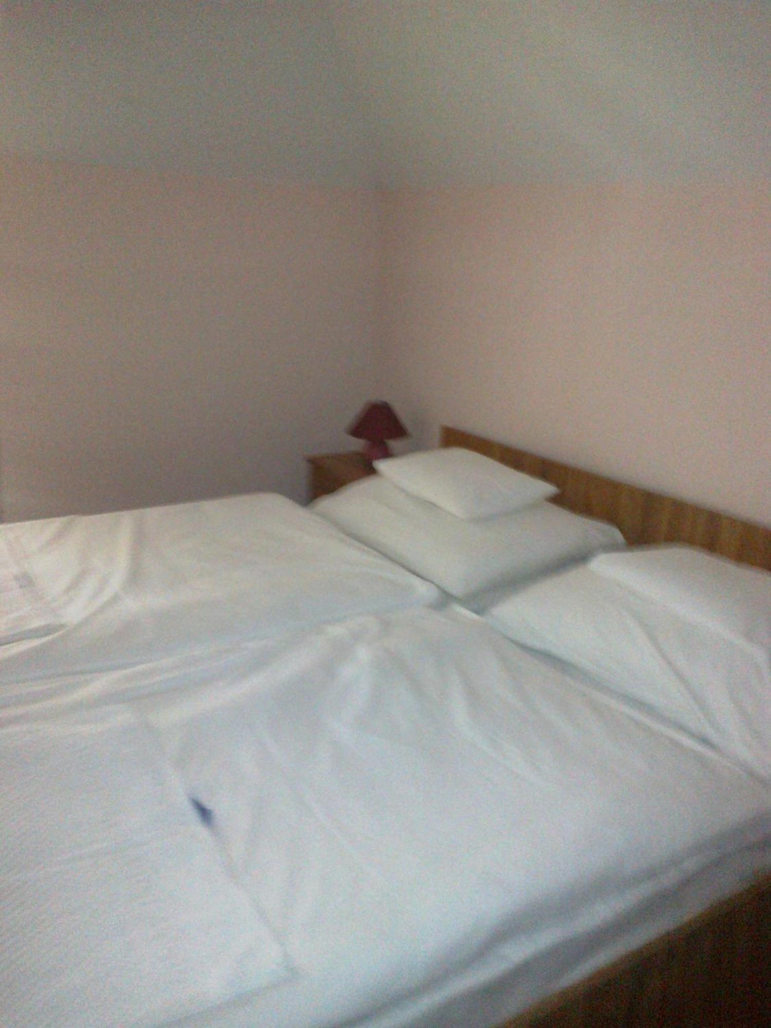 Gyoergyey Kastely Panzio Es Etterem Hotel Tápiógyörgye Eksteriør billede